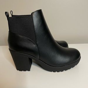 SODA Black Leather Booties | Size 9